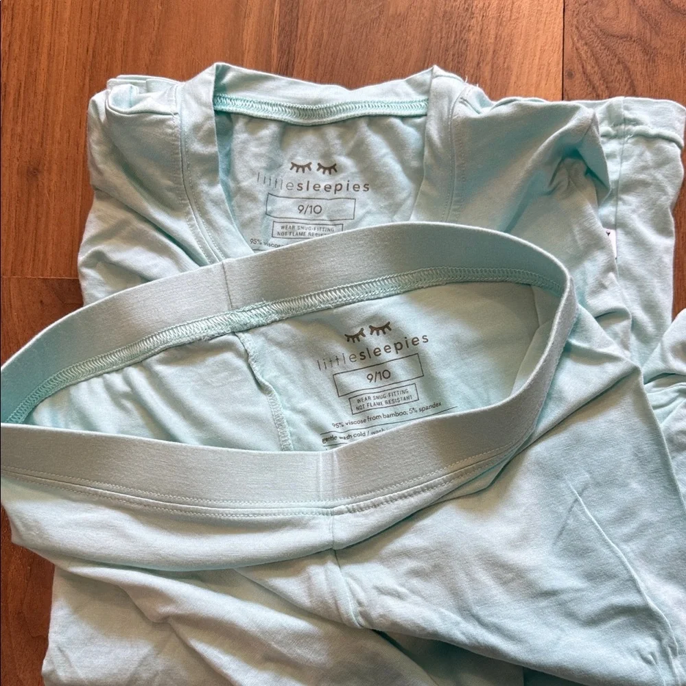 Little Sleepies Aquamarine Light Blue Two-Piece Pajama Set size 9/10